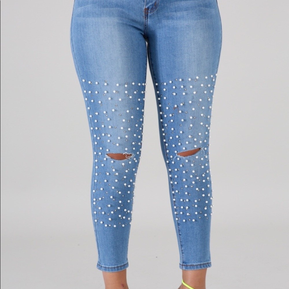 Capris - Picture 2 of 3